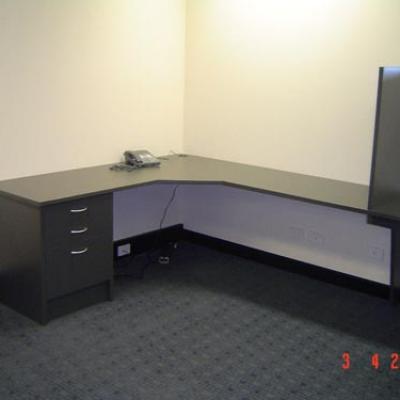 Vagnoni Cabinets Office Desk 4 3